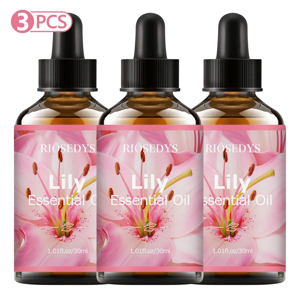 Lily essential oil, with its delicate floral fragrance, is suitable for aromatherapy and body massage.
